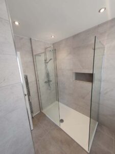 Bathroom by SEE Maintenance_0023