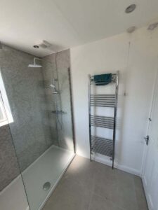 Bathroom by SEE Maintenance_0040