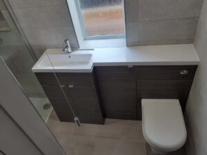 Bathroom by SEE Maintenance_0043
